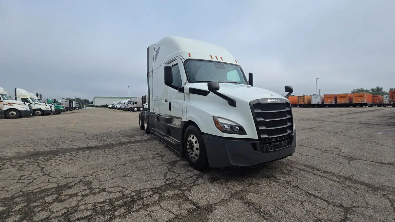 2023 Freightliner Cascadia