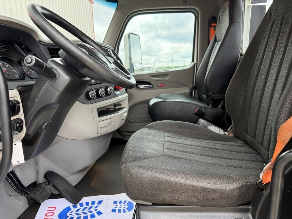 2020 Peterbilt 579 in Fort Smith, AR — photo 14