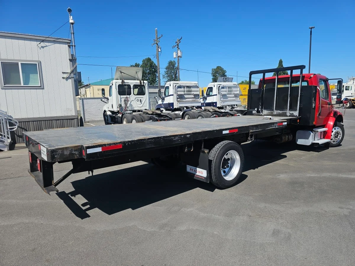 2018 Freightliner M2 106 in Tacoma, WA — photo 4