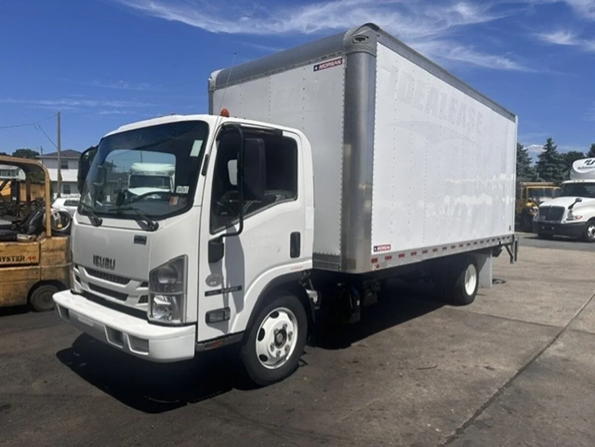 2021 Isuzu NRR