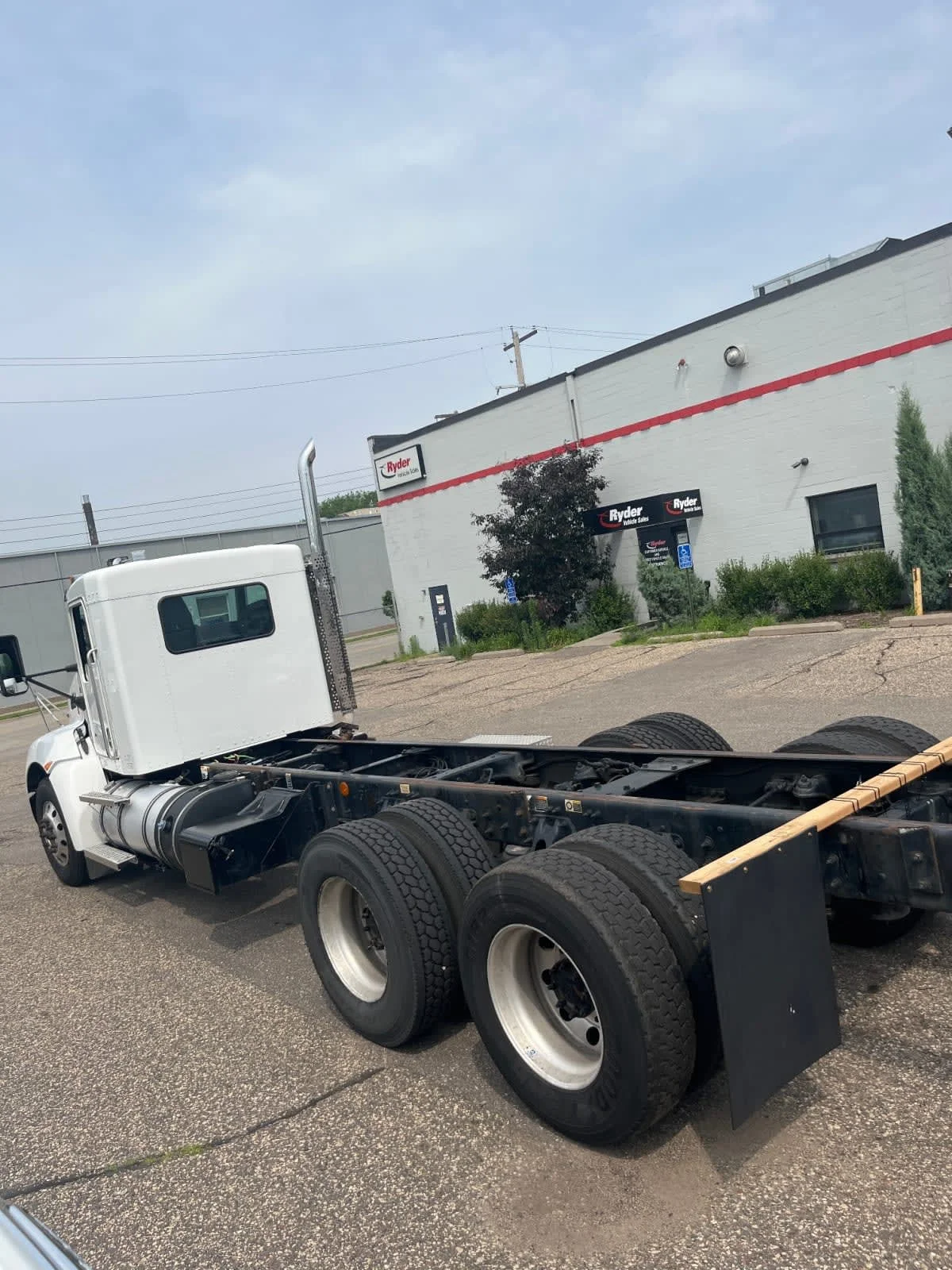 2021 Kenworth T370 in Minneapolis, MN — photo 6
