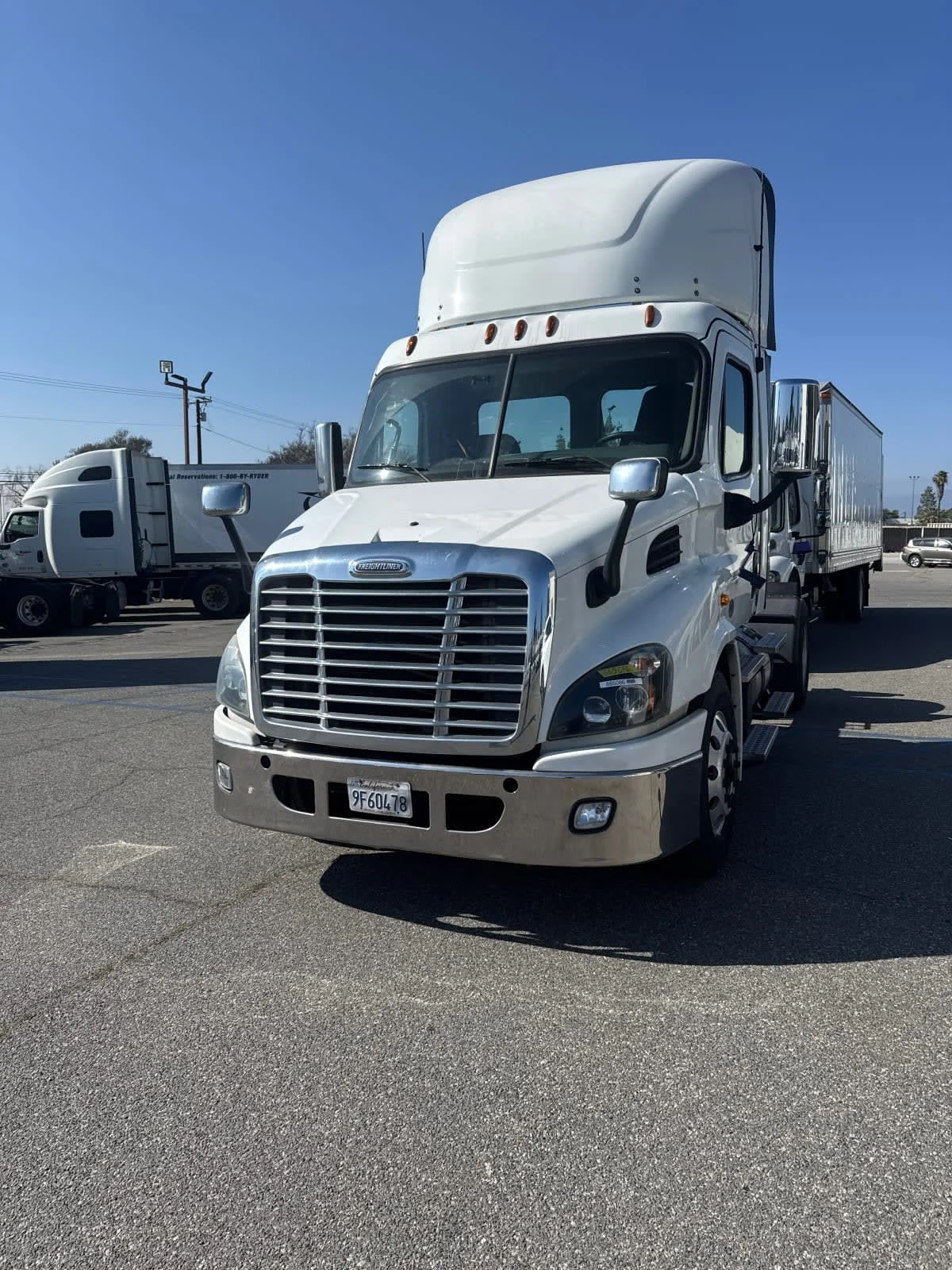 2017 Freightliner Cascadia in Pomona, CA