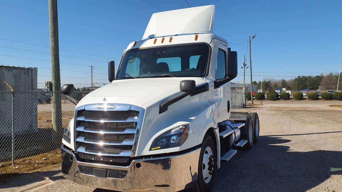 2020 Freightliner Cascadia in Birmingham, AL