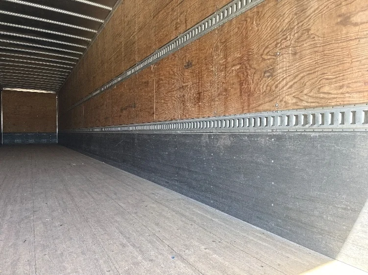 2014 Hyundai Translead - image 10