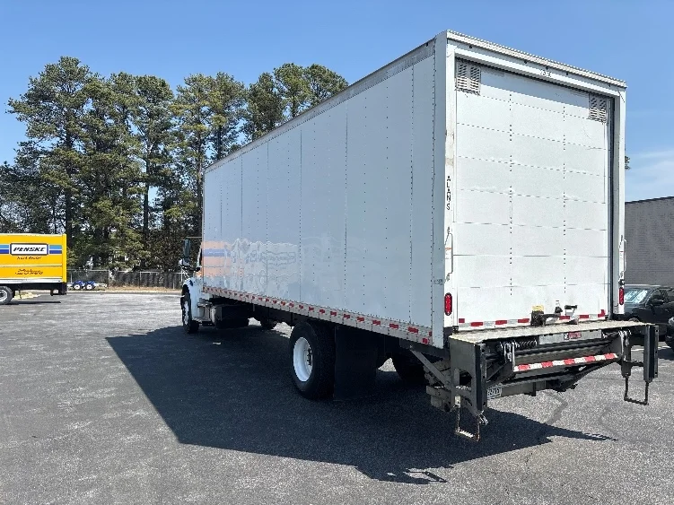 2021 Freightliner M2 106 - image 6