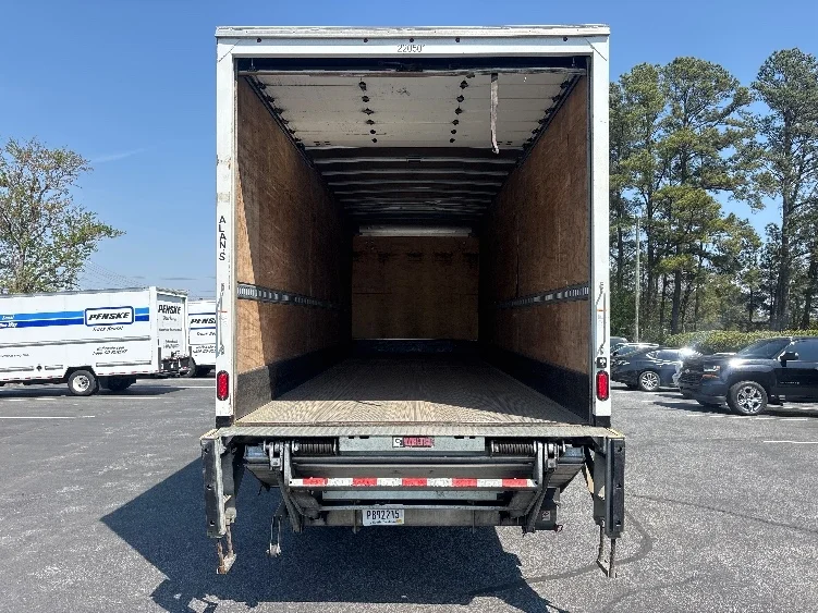 2021 Freightliner M2 106 - image 8