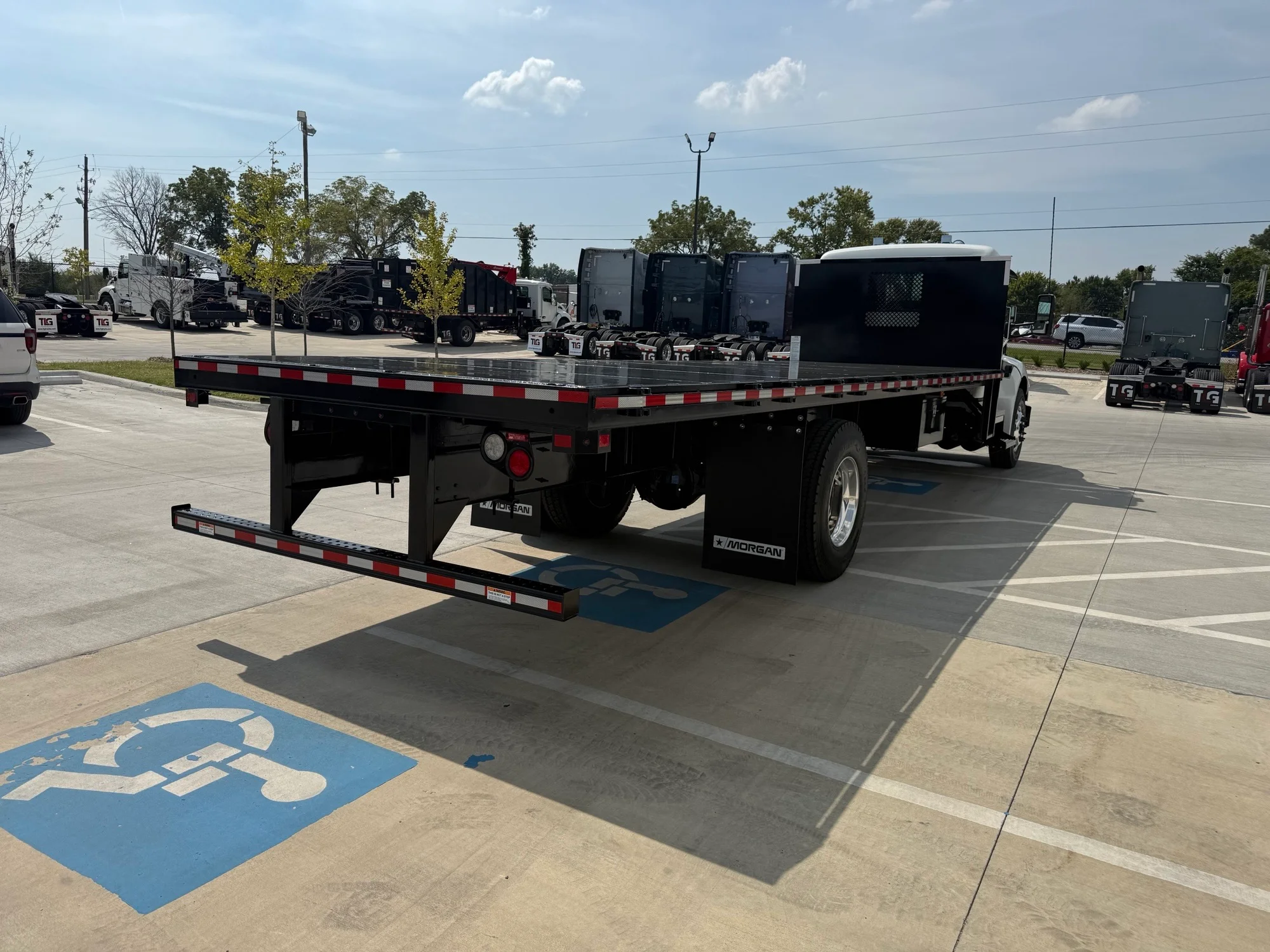 2026 Peterbilt 537 in Lowell, AR — photo 5