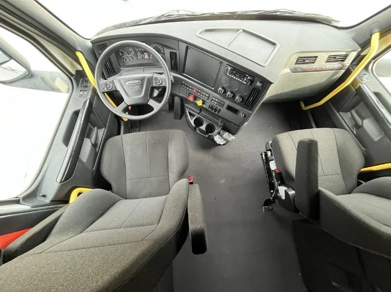 2026 Freightliner Cascadia - image 28