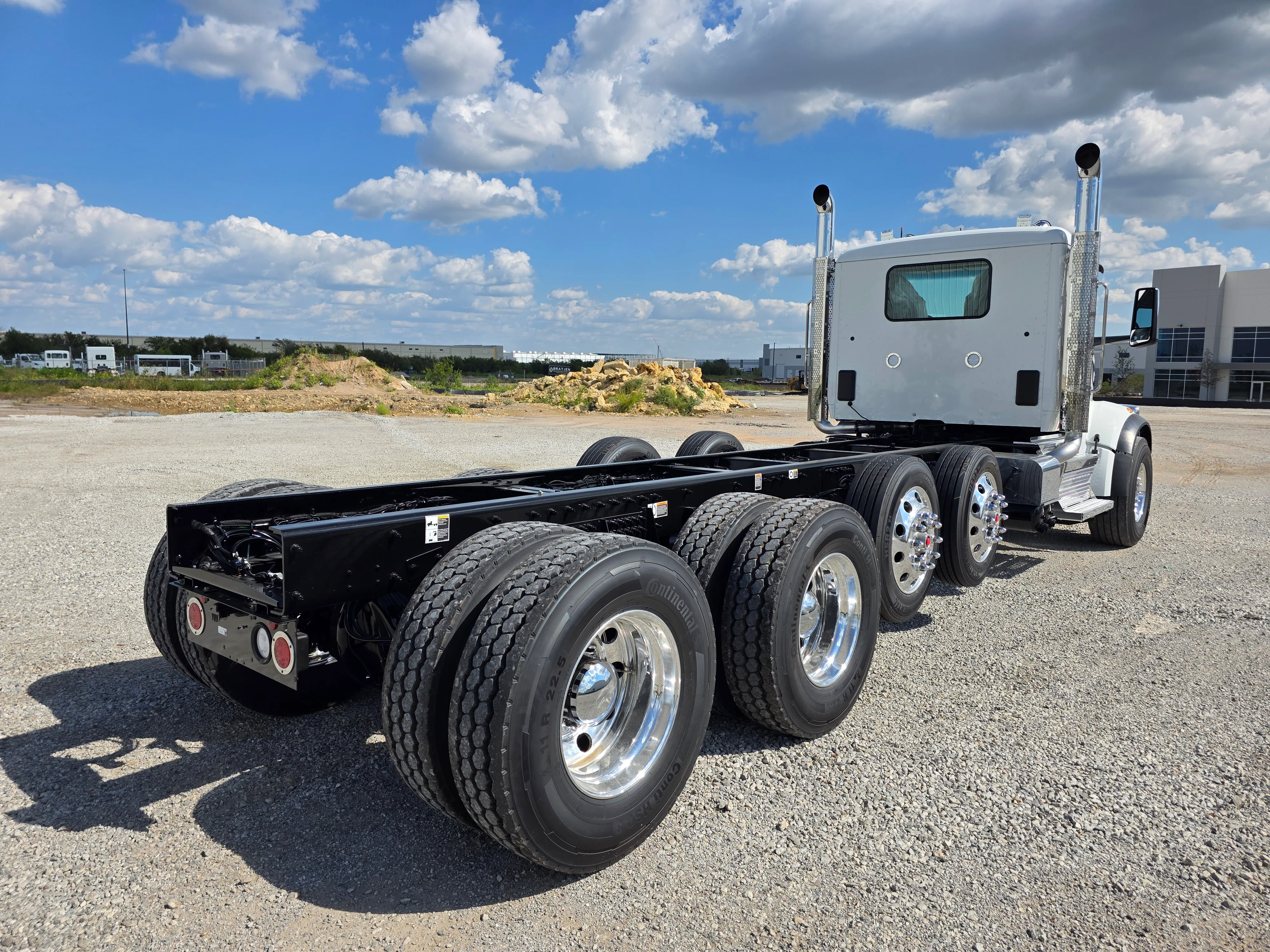 2026 Peterbilt 567 in Raleigh, NC — photo 5
