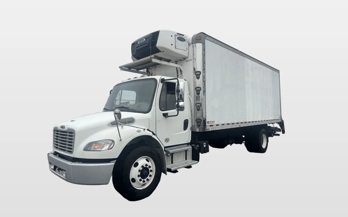 2016 Freightliner M2 106 - image 1