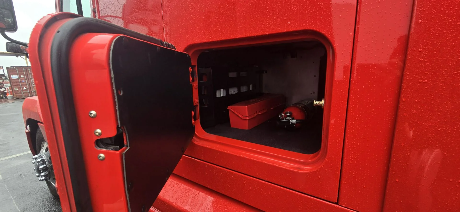 2023 Mack Anthem - image 44