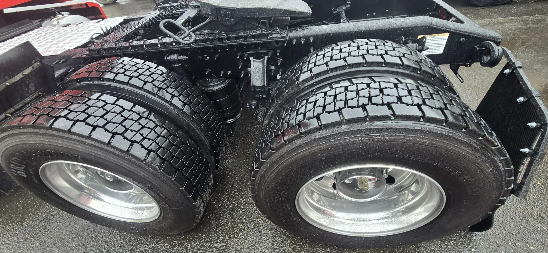 2023 Mack Anthem - image 10