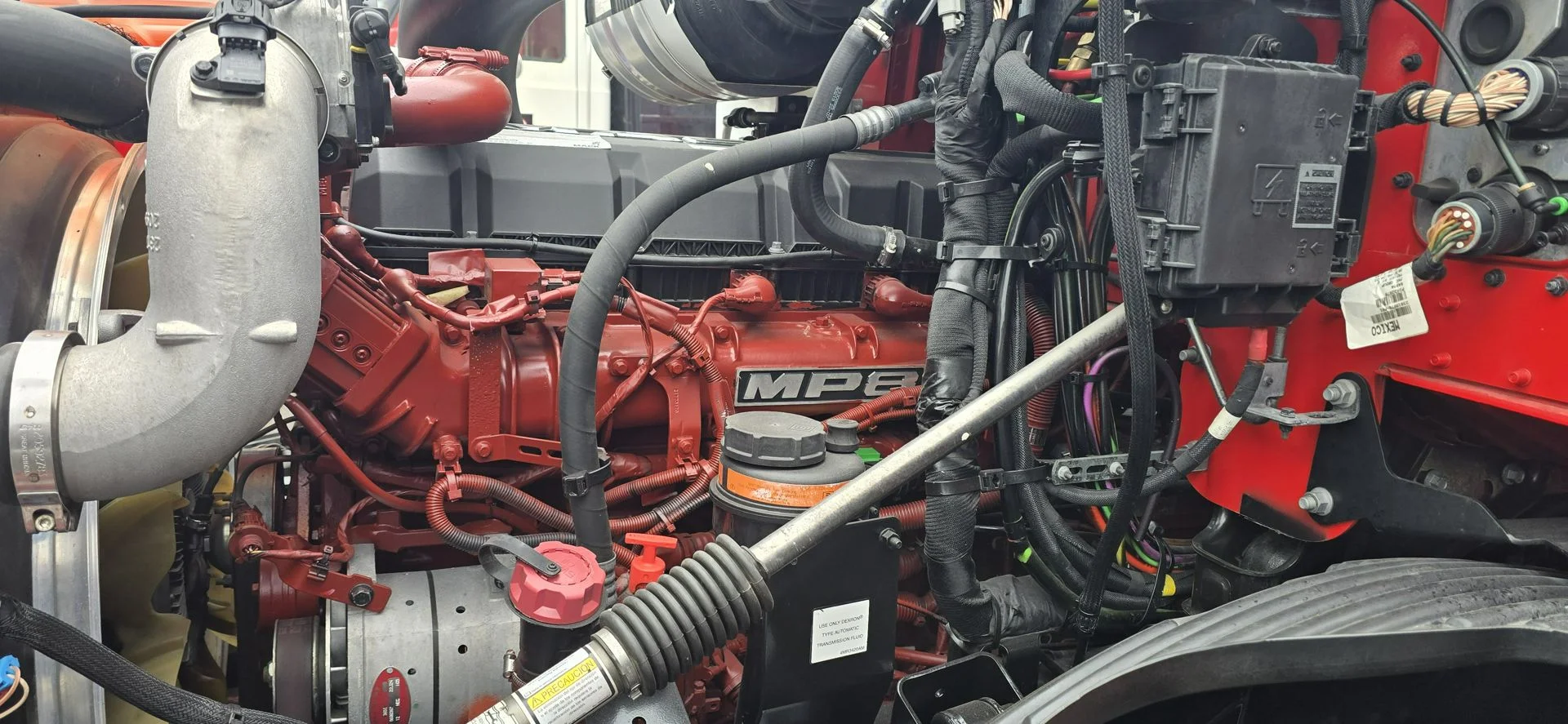 2023 Mack Anthem - image 12