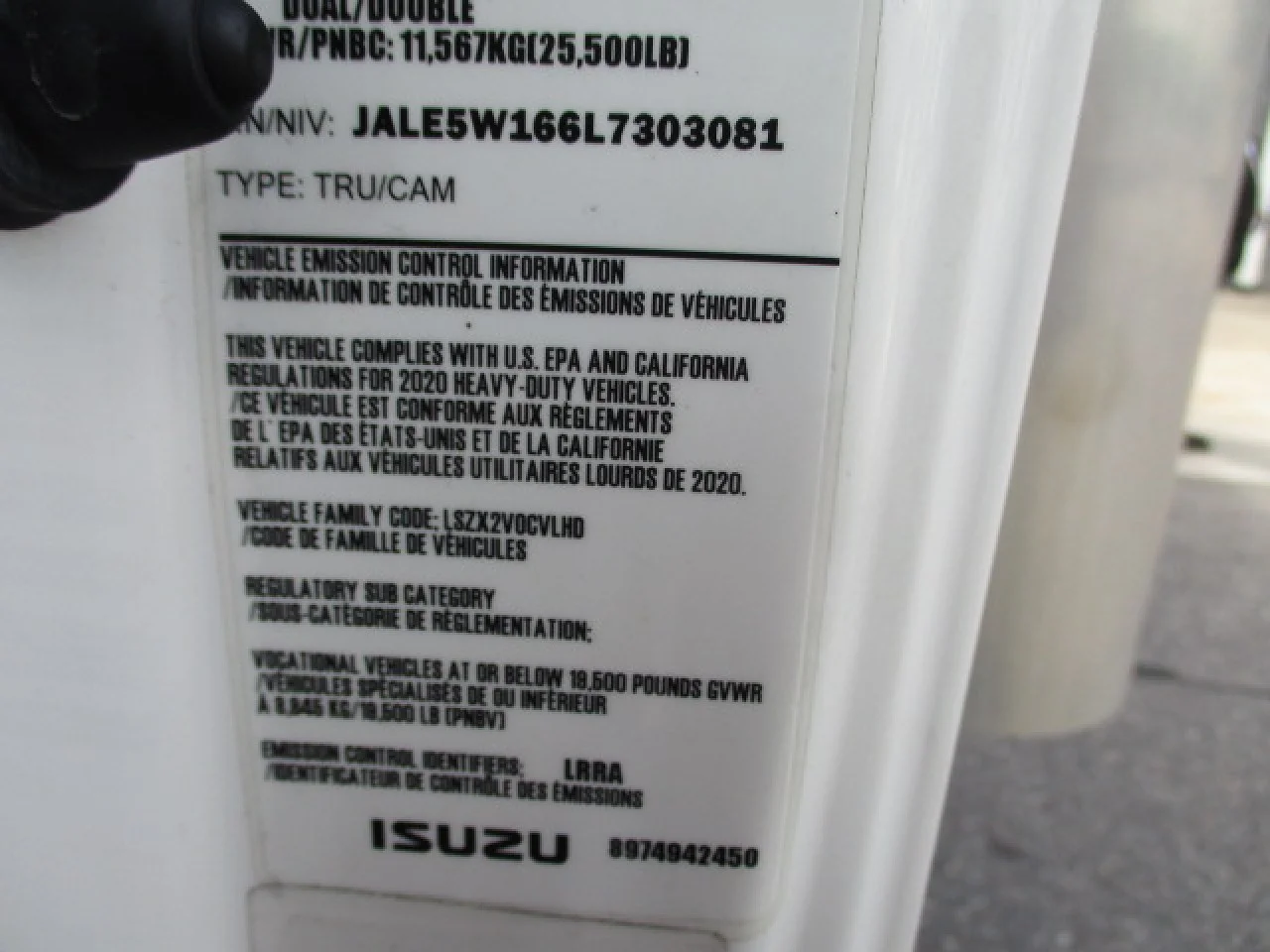 2020 Isuzu NRR in Linthicum Heights, MD — photo 16