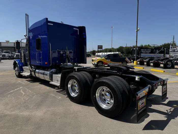 2026 Peterbilt 589 — photo 5