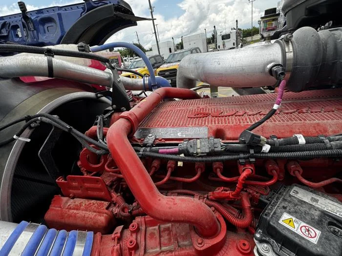 2026 Peterbilt 589 — photo 32