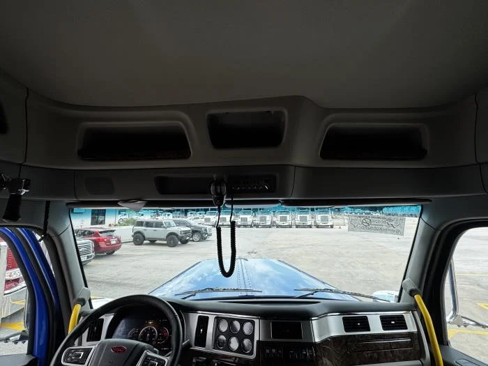 2026 Peterbilt 589 — photo 24