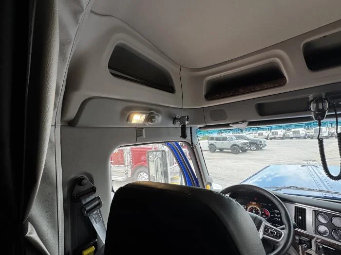 2026 Peterbilt 589 — photo 26