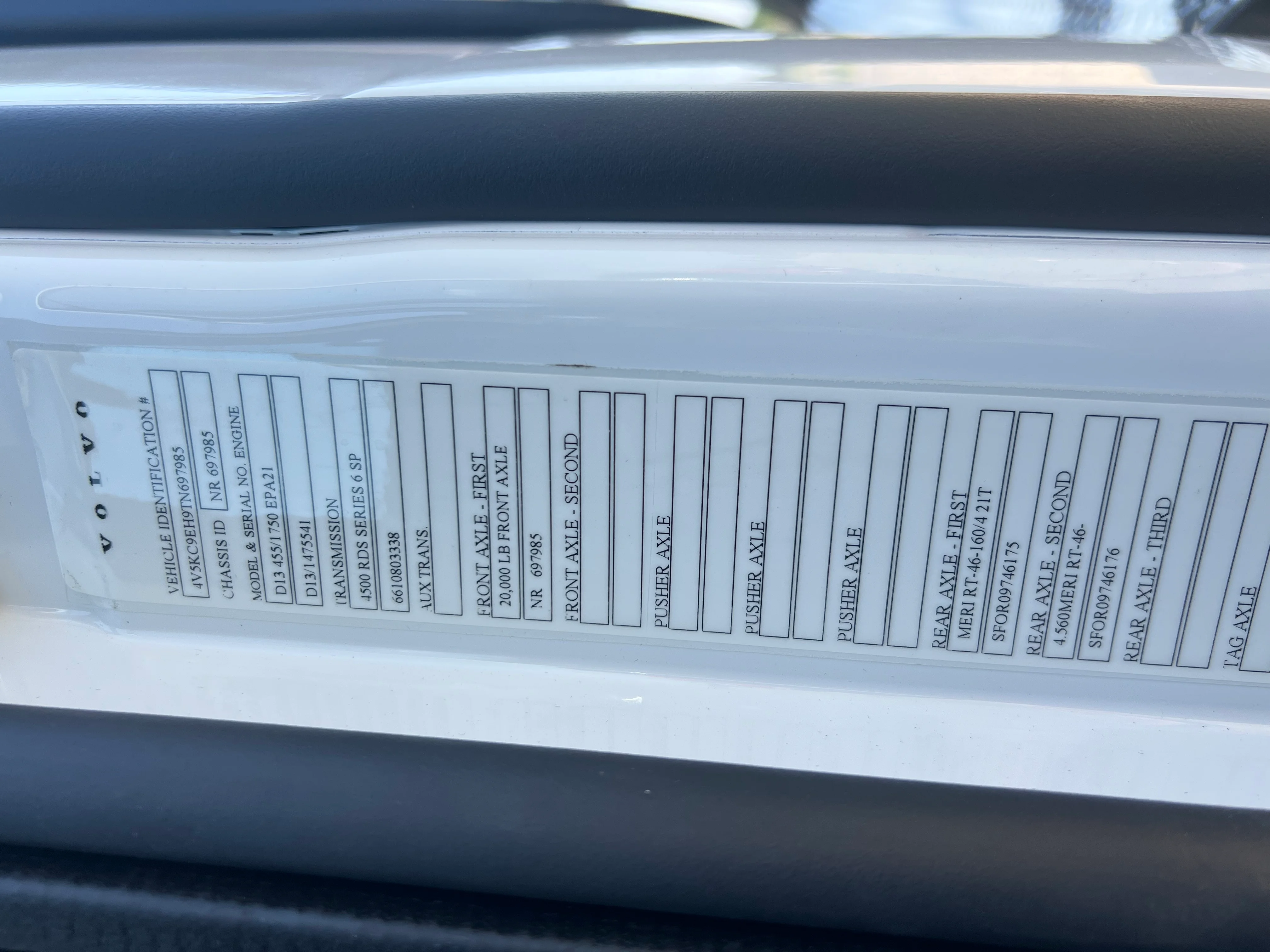 2026 Volvo VHD 300 in Odessa, TX — photo 10
