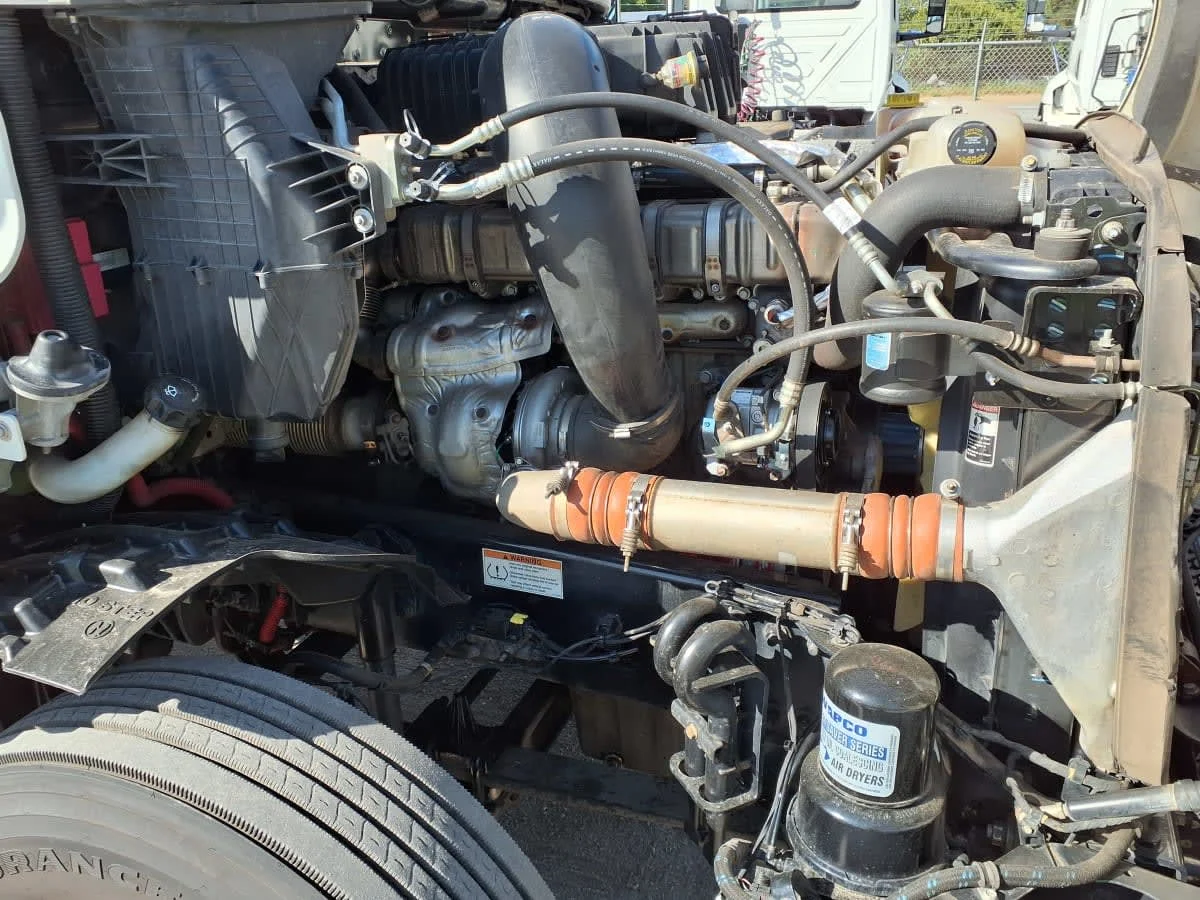 2020 Freightliner Cascadia in Greenville, SC — photo 14