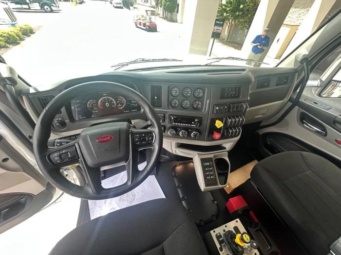 2026 Peterbilt 567 — photo 4