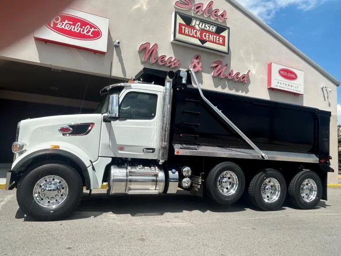 2026 Peterbilt 567 — photo 9