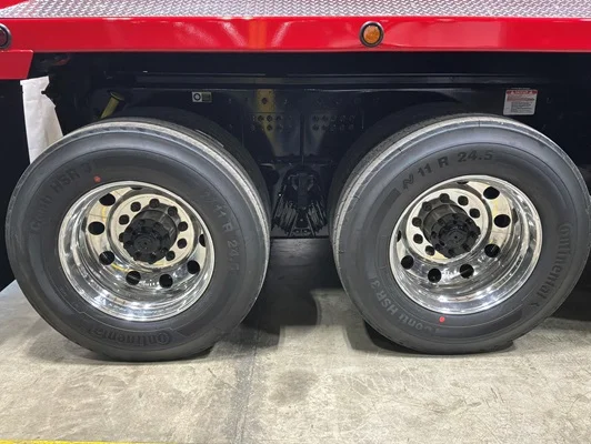 2027 Kenworth T880 in Greensboro, NC — photo 3