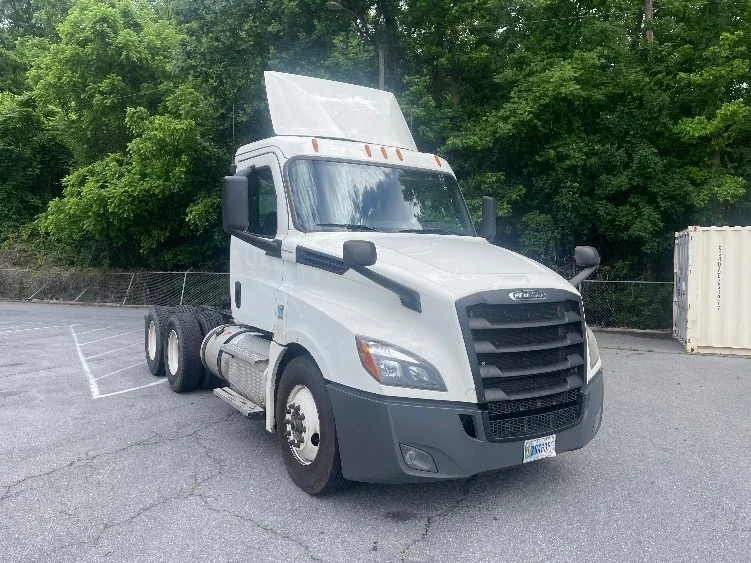 2020 Freightliner Cascadia in Cleveland, TN