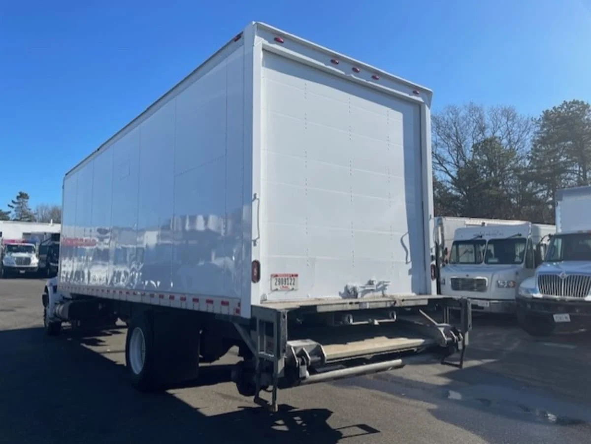 2020 International MV - image 6