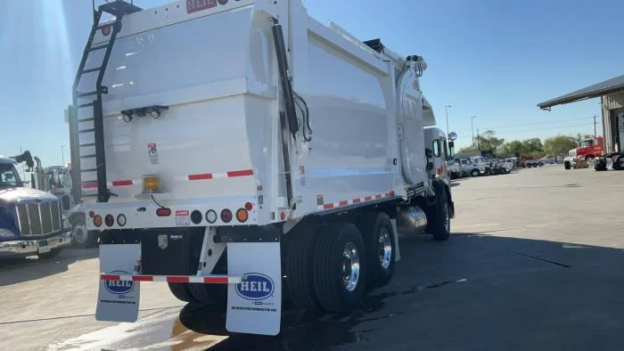 2025 Peterbilt 520 in Houston, TX — photo 6