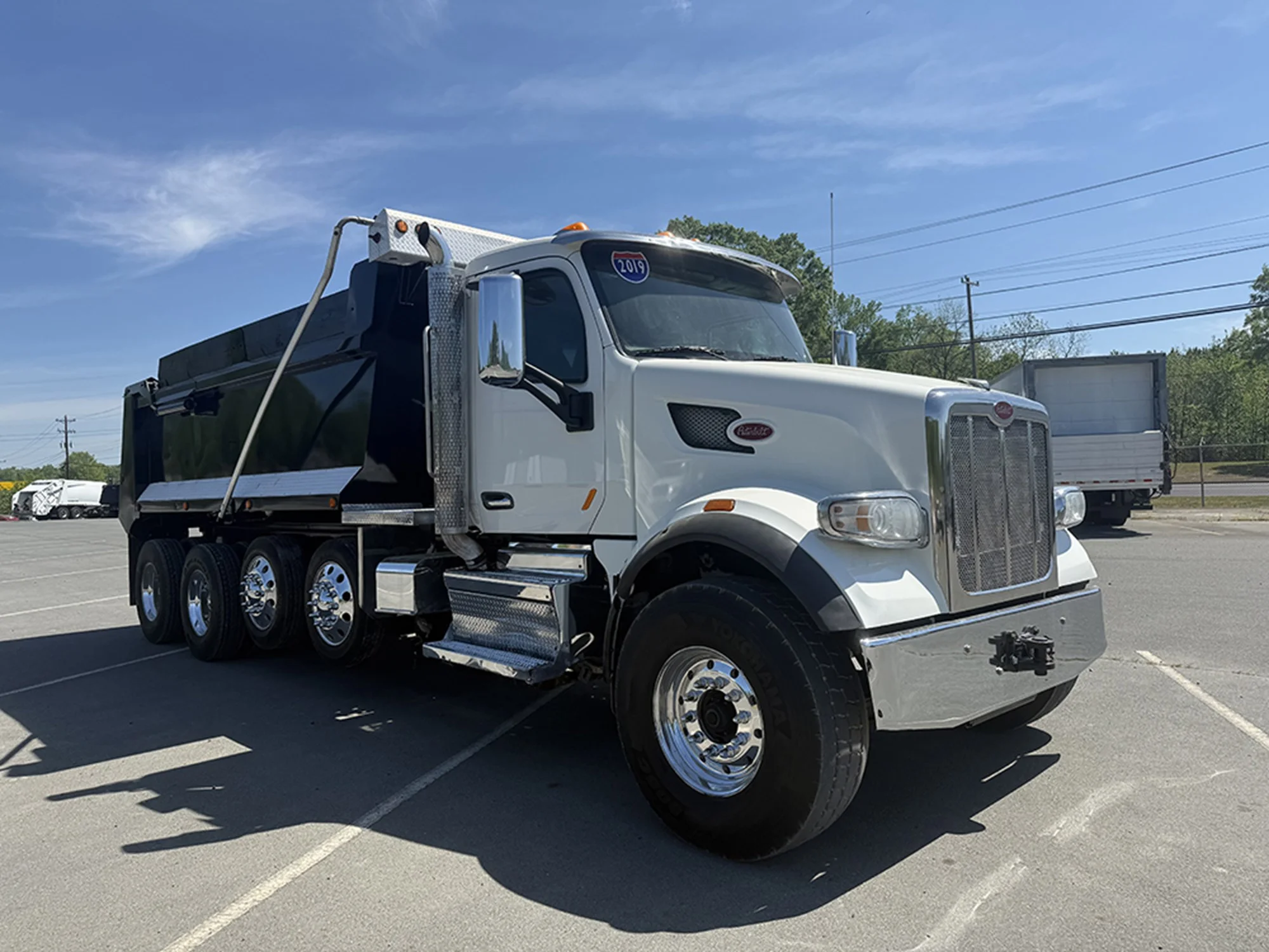 2019 Peterbilt 567 - image 2