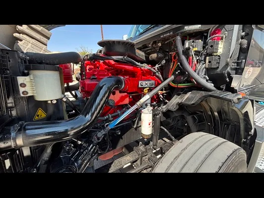 2022 International LT in El Paso, TX — photo 6
