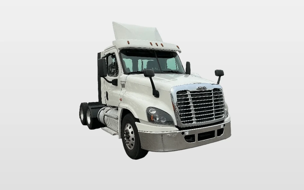 2019 Freightliner - image 1