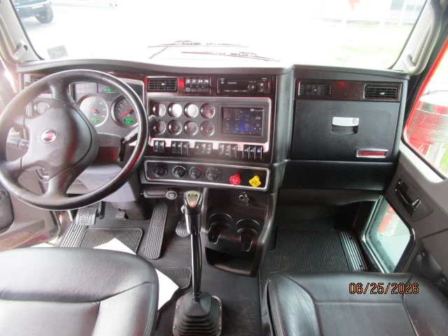 2022 Kenworth W900 in Butler, PA — photo 16