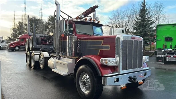 2022 Peterbilt 389 in Portland, OR — photo 3