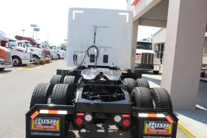 2023 Peterbilt 579 — photo 6