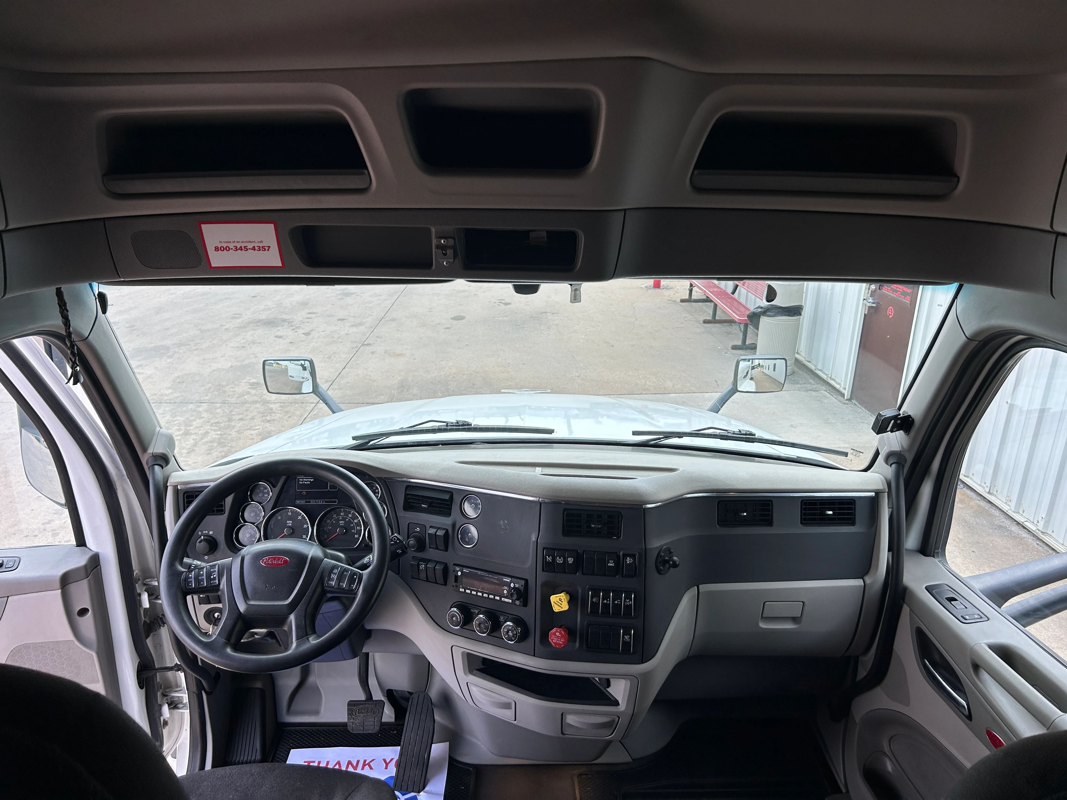 2021 Peterbilt 579 in Joplin, MO — photo 16