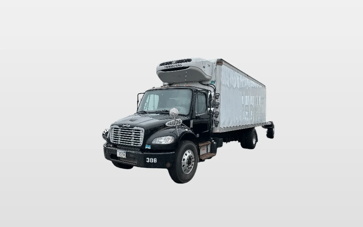 2019 Freightliner M2 106 - image 1