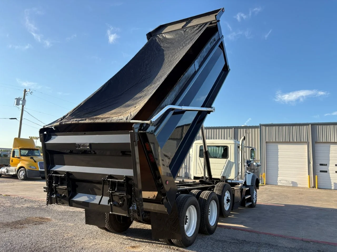 2023 Mack Granite in Fort Worth, TX — photo 13