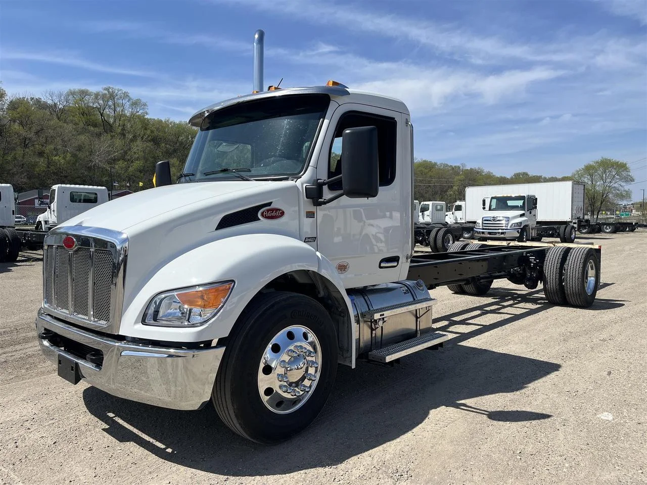 2026 Peterbilt 536 in Rochester, MN — photo 10