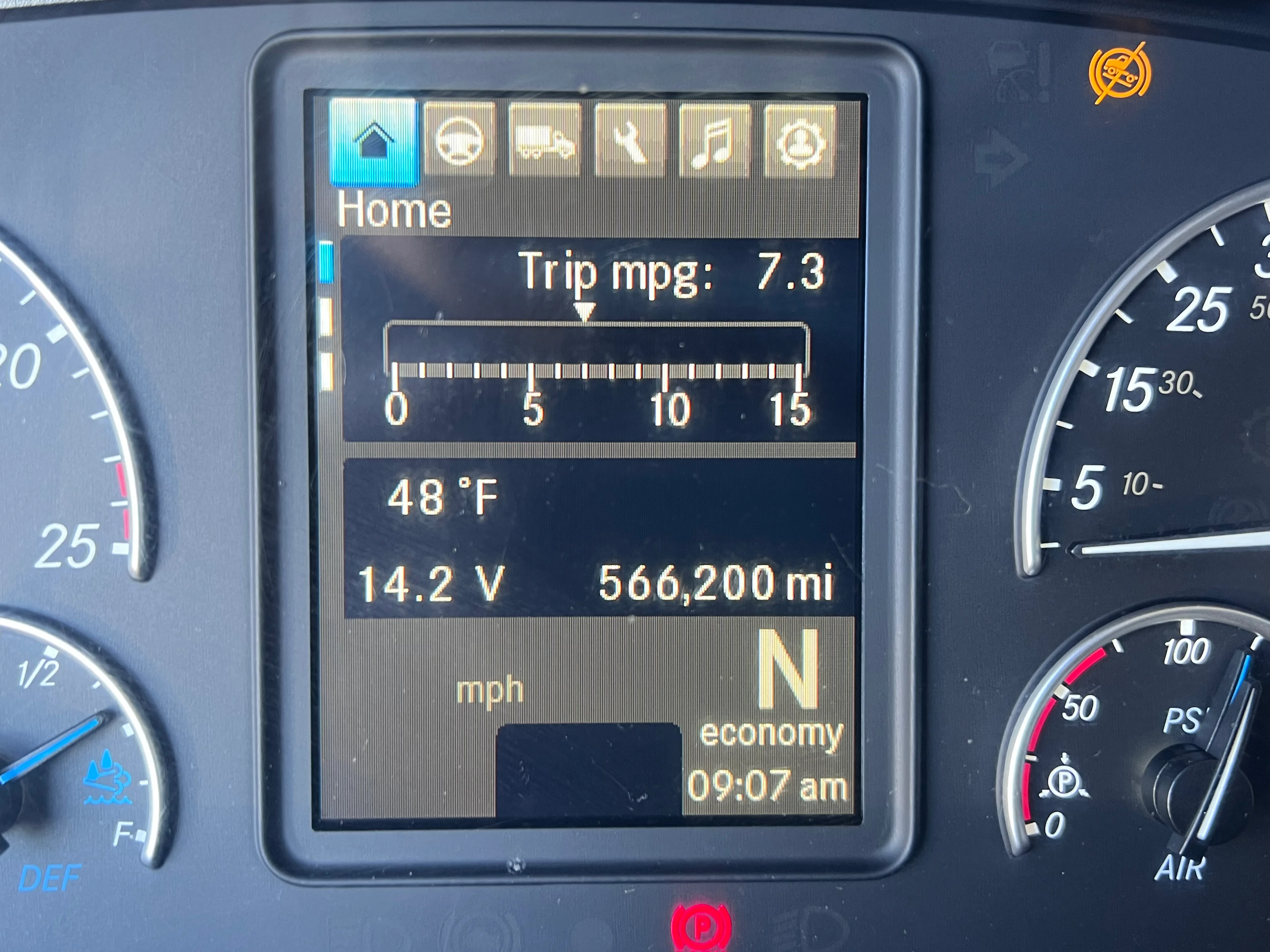 2020 Freightliner Cascadia in Nashville, TN — photo 17
