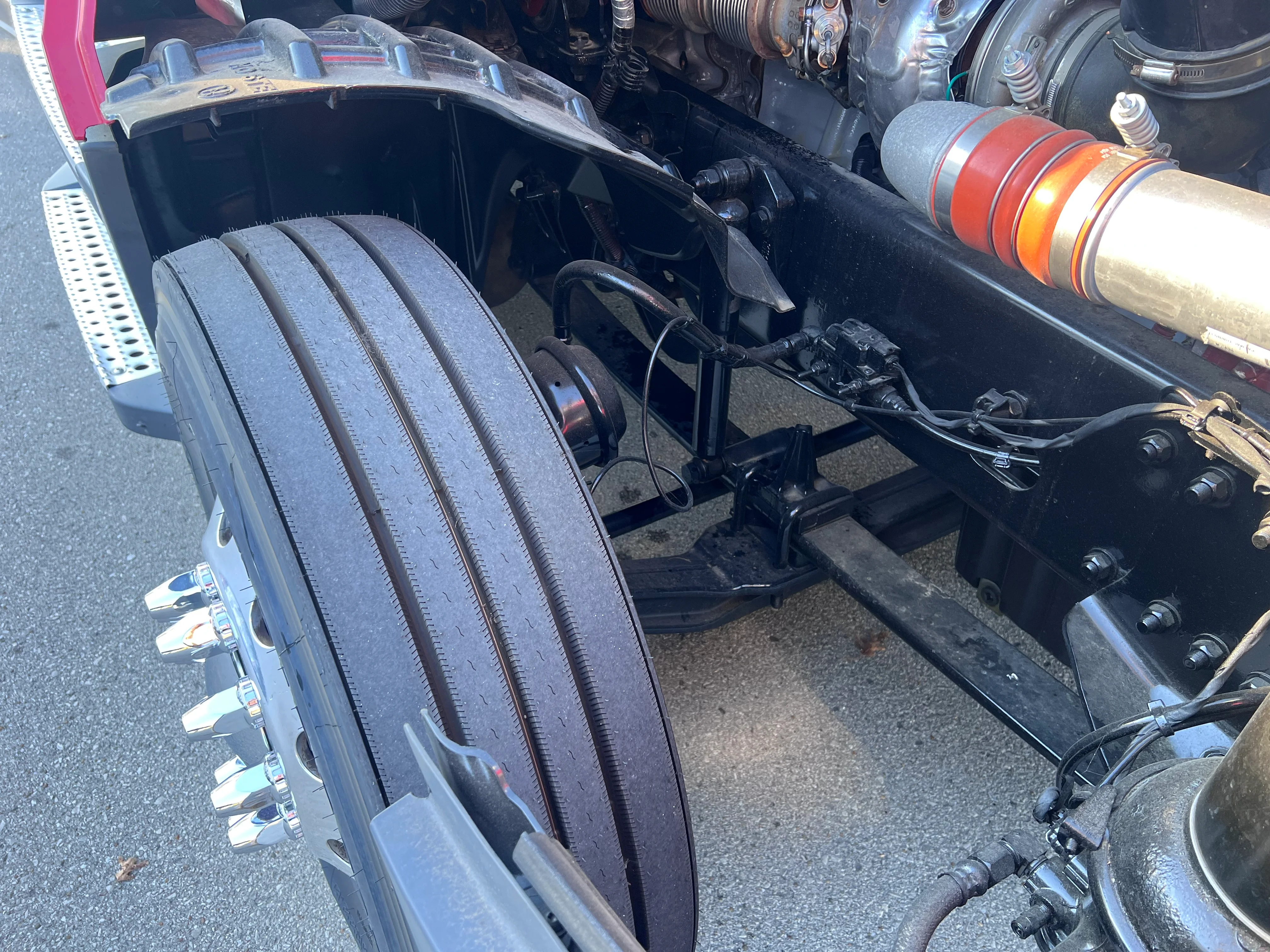 2020 Freightliner Cascadia in Nashville, TN — photo 11