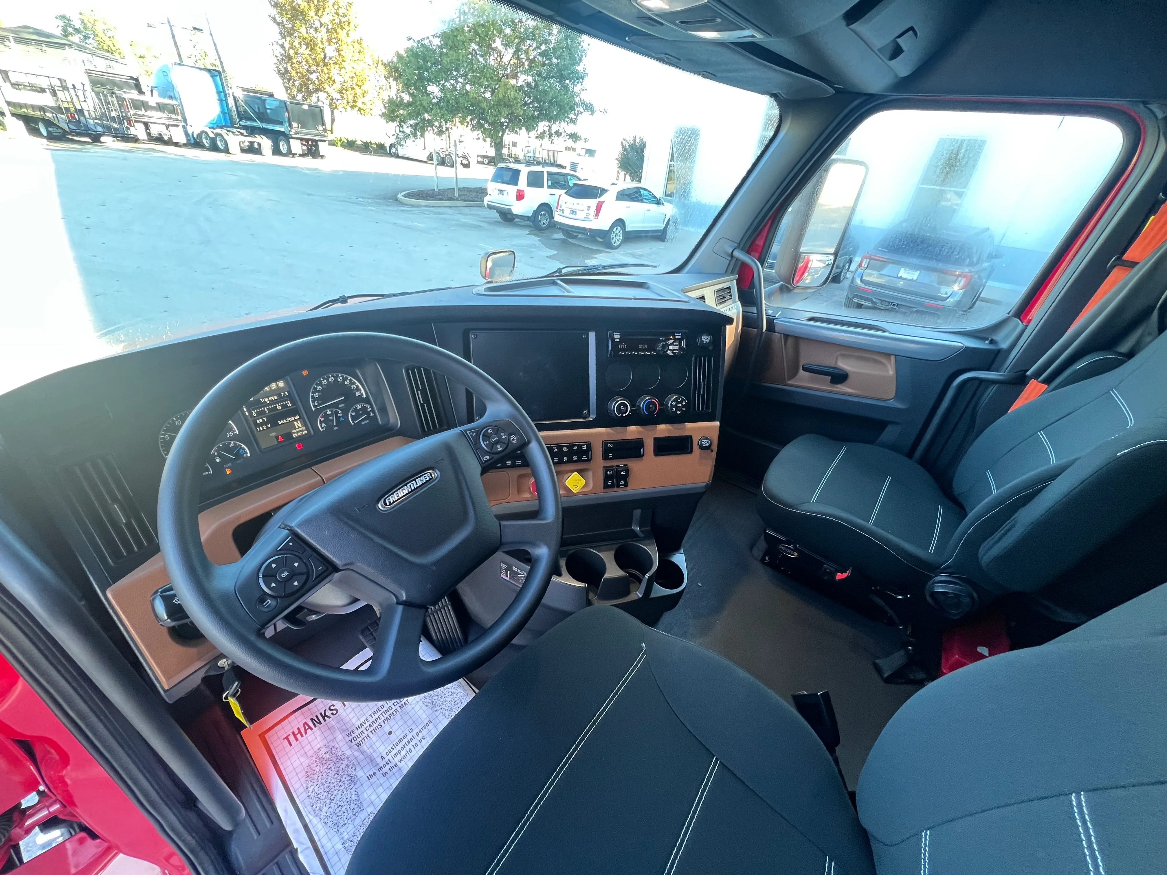 2020 Freightliner Cascadia in Nashville, TN — photo 16