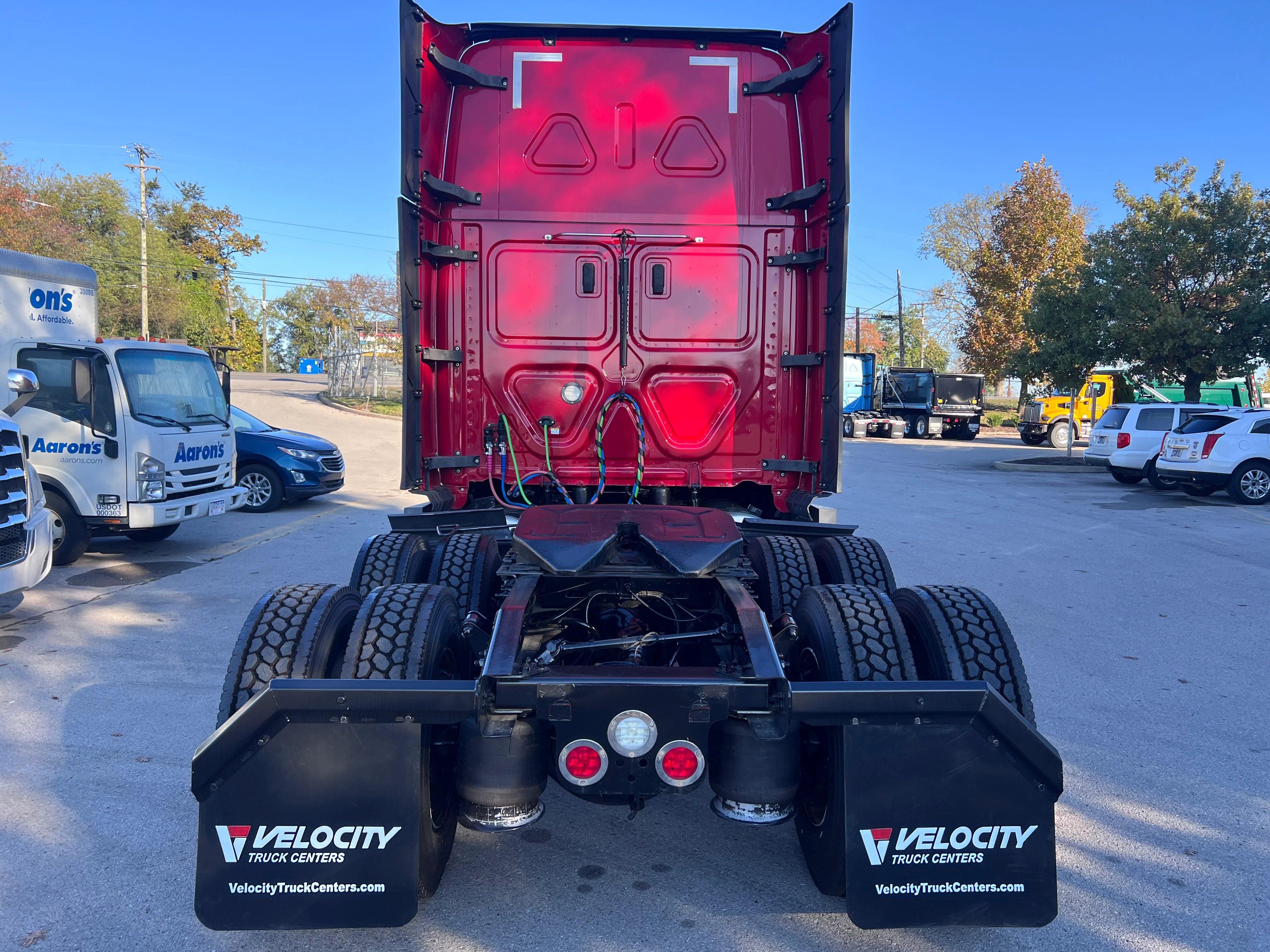 2020 Freightliner Cascadia in Nashville, TN — photo 5