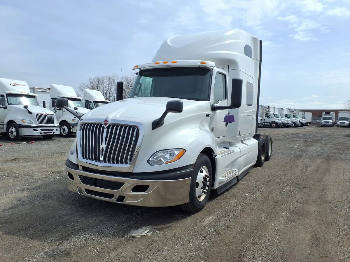 2019 International LT in Taylor, MI