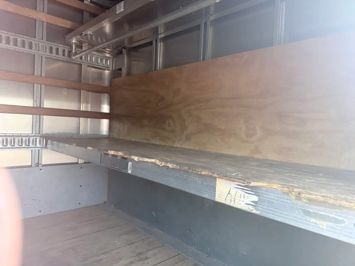 2019 Isuzu NRR in Syracuse, NY — photo 13