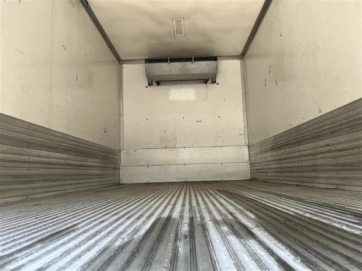 2019 Isuzu NRR in Beltsville, MD — photo 9