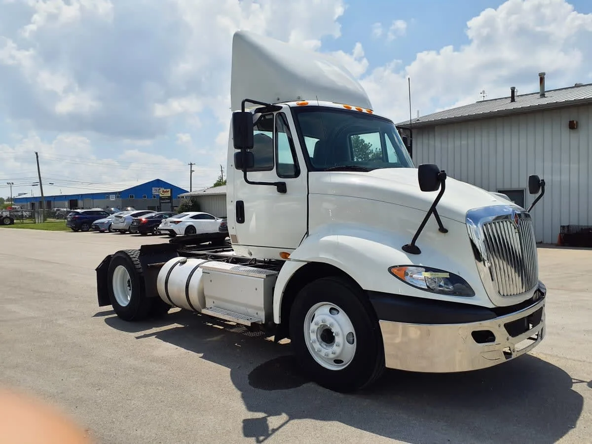 2018 International ProStar - image 3