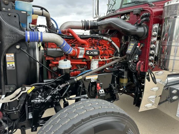 2021 Peterbilt 389 — photo 16