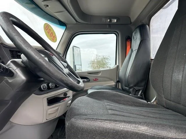 2020 Peterbilt 579 in Pharr, TX — photo 11